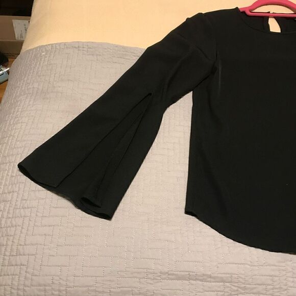 Premise Split Angel Sleeve Blouse, XS, Black - Picture 15 of 15